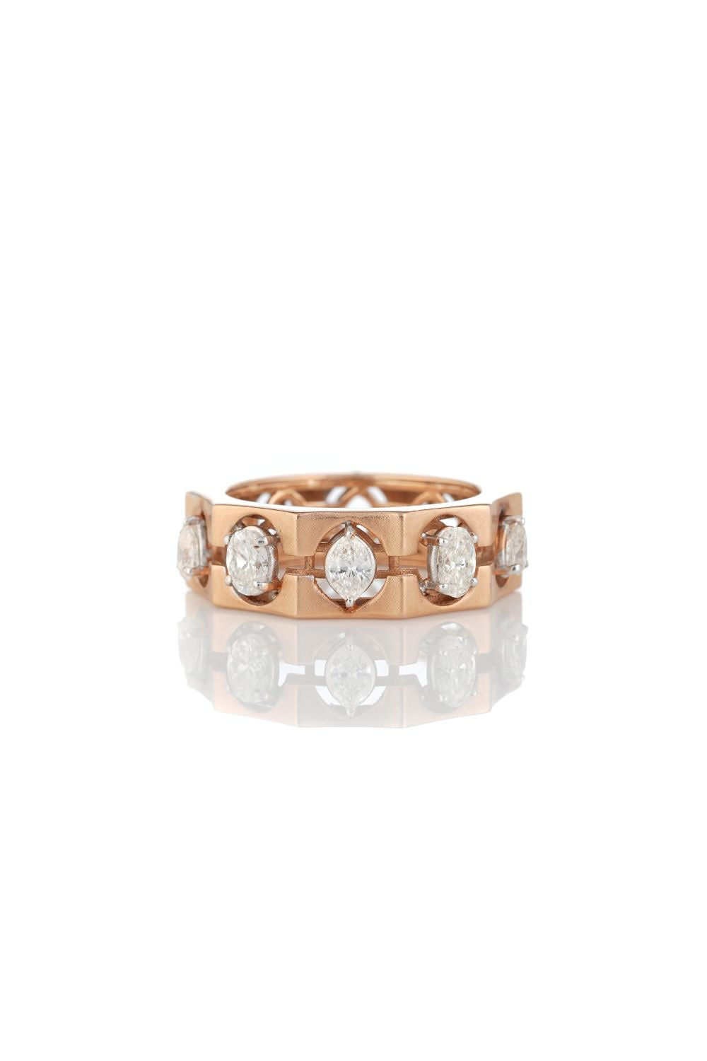 Golden Glamor Ring