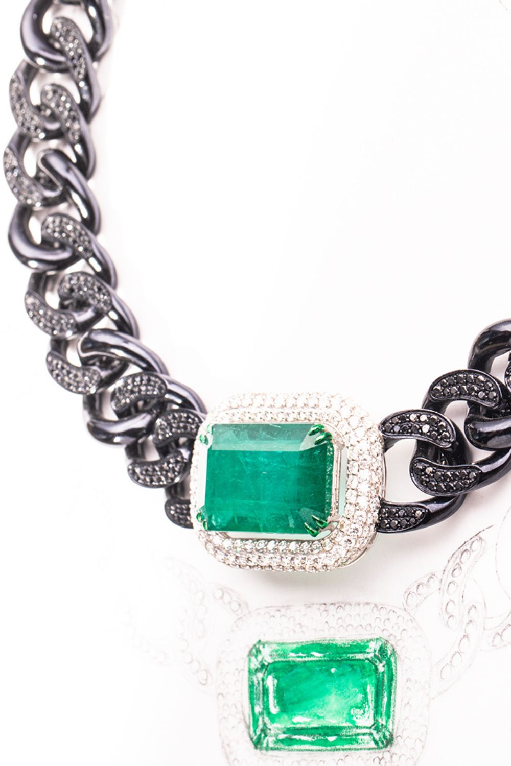 Dark Majesty: The Midnight Jewels Necklace