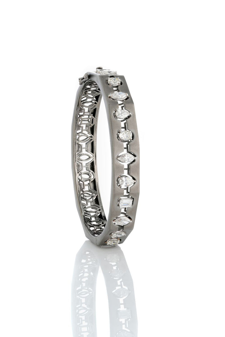 Grey Rhodium Glamor Bangle